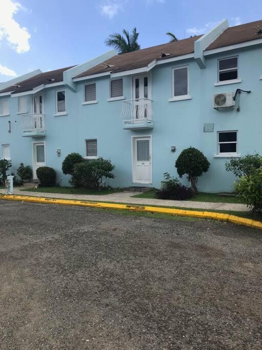 Negril Condo By The Beach Apt. 194 Point Village Buitenkant foto
